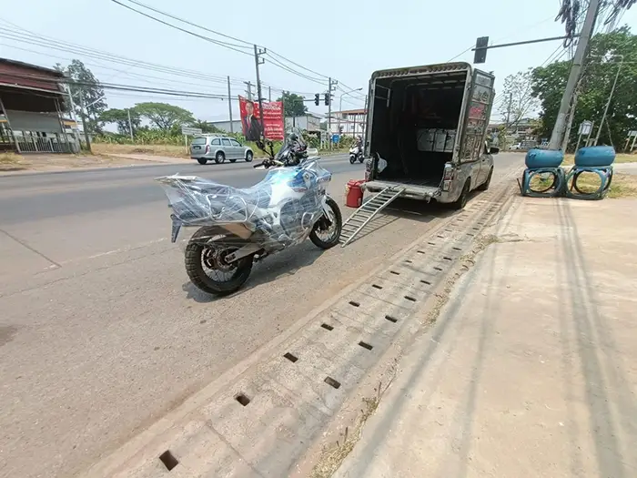 ส่งมอเตอร์ไซค์ข้ามจังหวัด